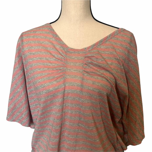 Sparkly Batwing, Nine West top. Small - Picture 3 of 5